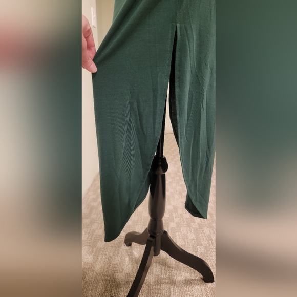 Comfortable Green Dress with Drawstring Waist - Picture 6 of 7